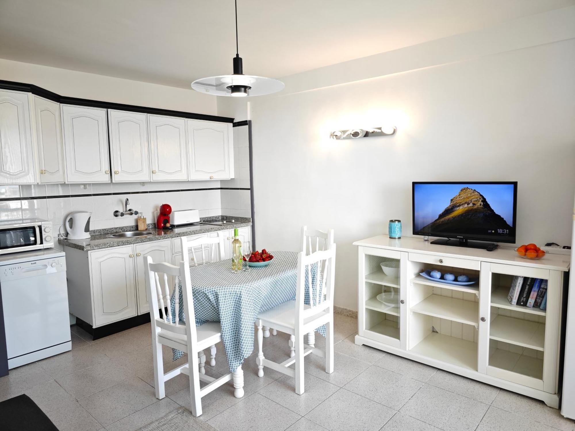 Blanco&Azul - Comfortable Ocean View Apartment Next To The Beach Playa de las Américas Dış mekan fotoğraf