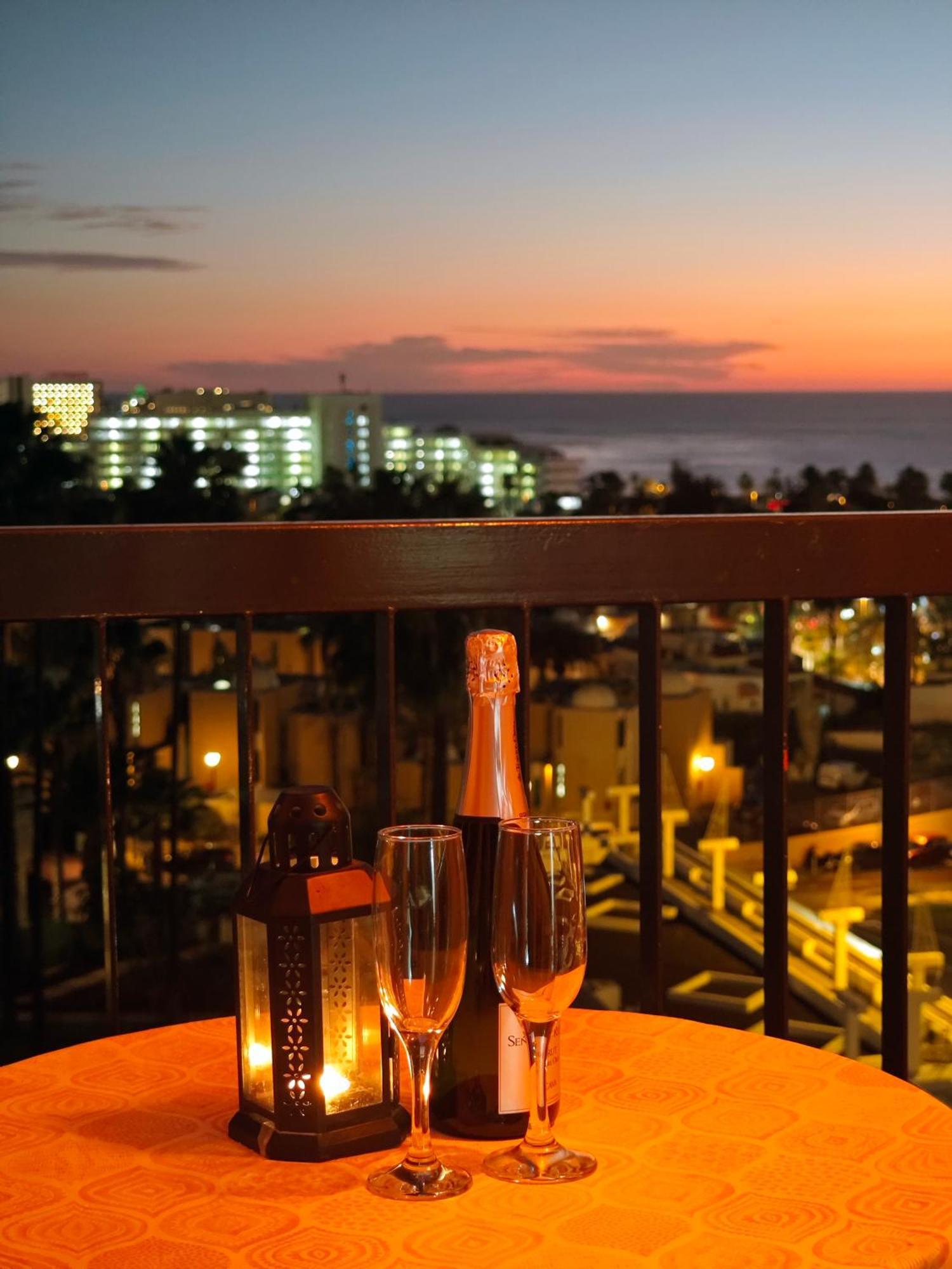 Blanco&Azul - Comfortable Ocean View Apartment Next To The Beach Playa de las Américas Dış mekan fotoğraf